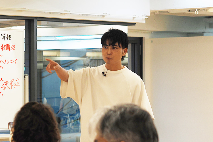 TV番組にも多数出演する久野秀隆先生。