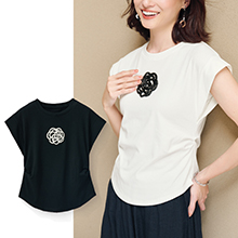 カメリアビーズフレンチ袖Tシャツ カメリアビーズフレンチ袖Tシャツ