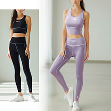 <FILA>細見えハーフトップ&レギンスセット <FILA>細見えハーフトップ&レギンスセット