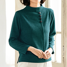 ボタンデザインプルオーバー