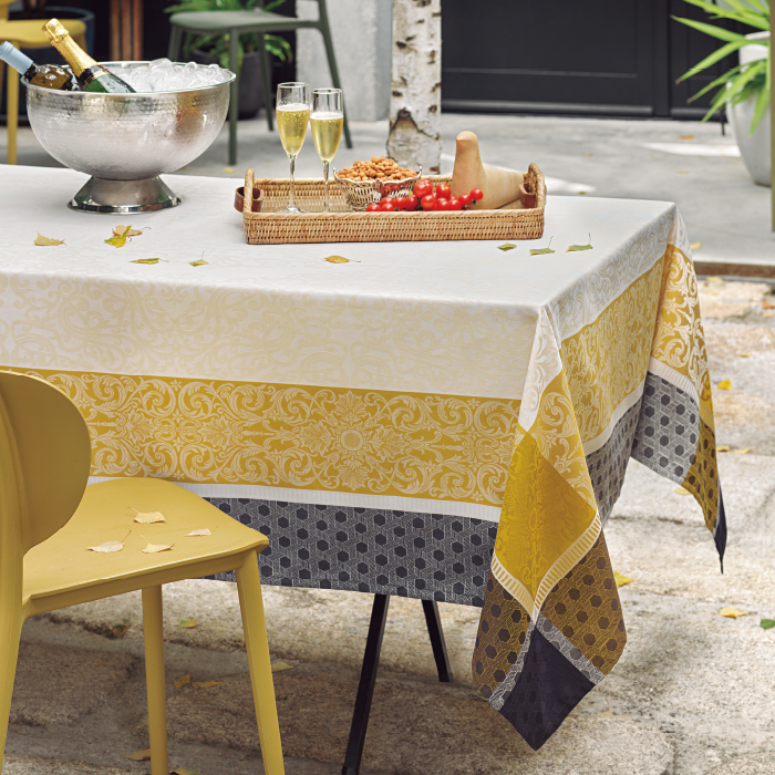 ポルトガル製テーブルクロス <ヴィクトリア> 150×150cm | 999-308609